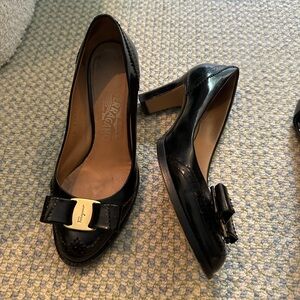 GUC Ferragamo Heels